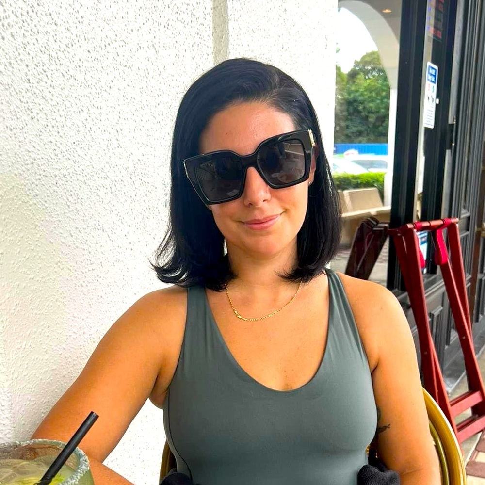 Meet your Posher, Janessa